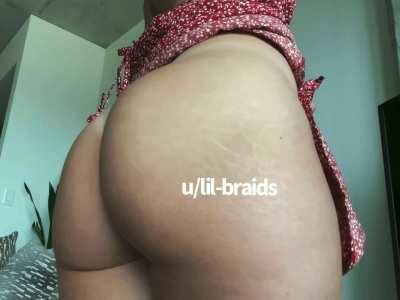 One of my favorite juicy booty's on reddit