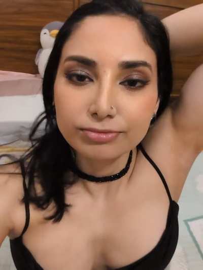 Glammed up for the first time - feeling myself 😊 What's your first impression of me? 👀😘