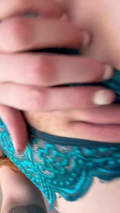 Redheads make the best fucktoys because they never break ð