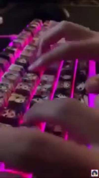 Every weeb's dream keyboard 🌚