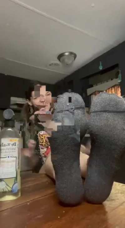 Some milf action 💀