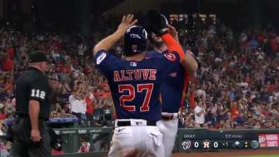 [Highlight] [Highlight] Abreu stays hot with a 2 run double to put the Astros up 2-0