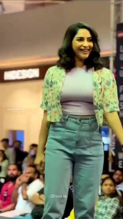 Ameya Mathew 🍈🤤💦