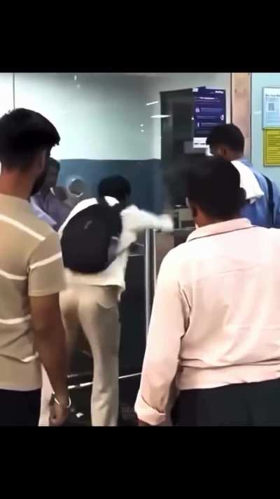 Dilli metro mein aapka swagat hai.. 🙏