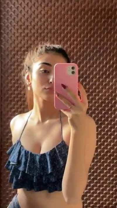 Nazi chic's fun🥵🥵🔮🔮