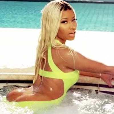 Love that arched ass