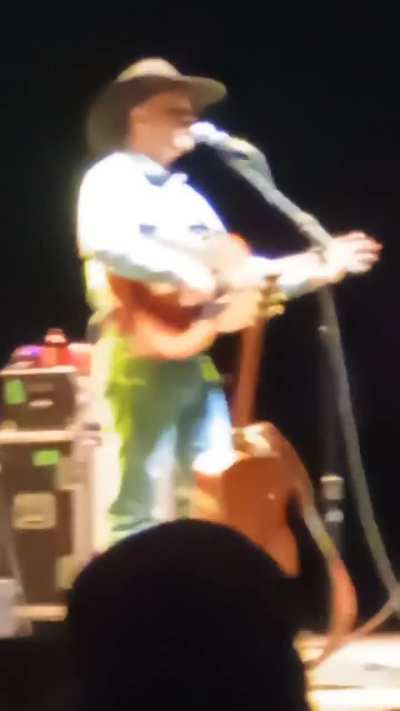 He just bleeds showmanship and stage presence