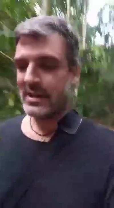 Explicação simples, mas ainda assim, o lado sombrio não entenderá. Só quem sabe, sabe.