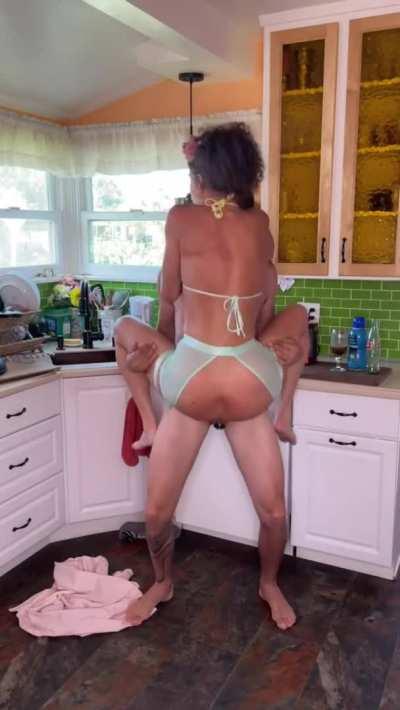 All forces are working against my butt plug! [MF] MILF