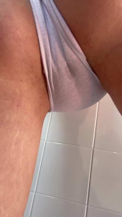 Small booty big lips 