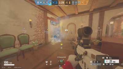 I swear Sledge players are actual apes