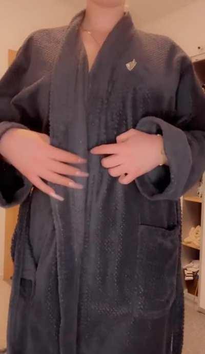 Do you think my physique is hot?