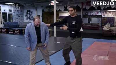 Mykhaylo Mudryk after being tackled by a black player