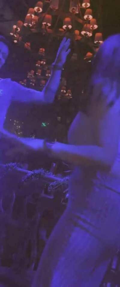 Kangan khandelwal shaking her ass 🍑