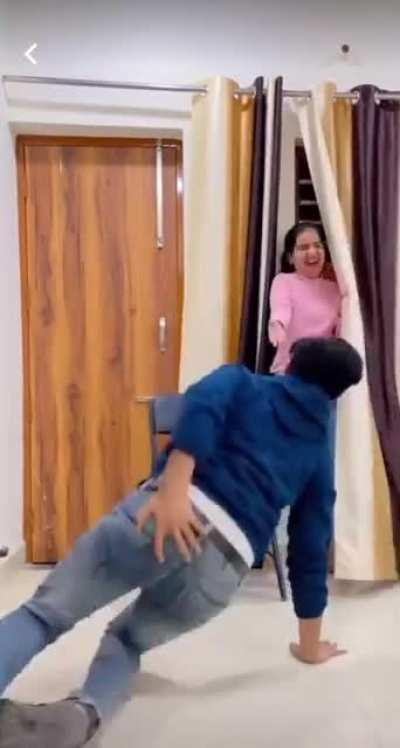 Pro Comedian + Person in background having a seizure