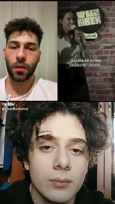 Bu kadınlar komik olmak için kastıkları için böyle bence