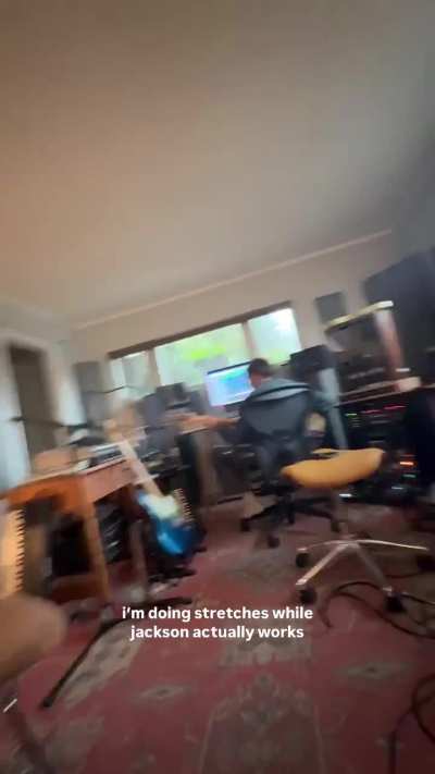 Stretching | IG March 2025