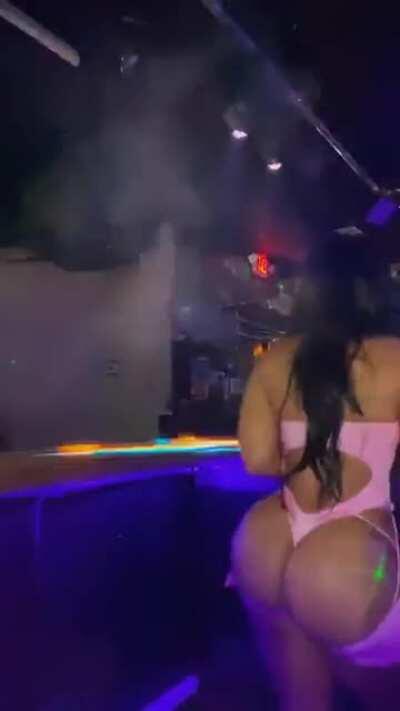 Arii3la & T@tt3dUpH0lly