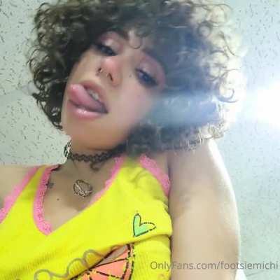 $DM me to get folders. Join telegram now in comments (join it now!)