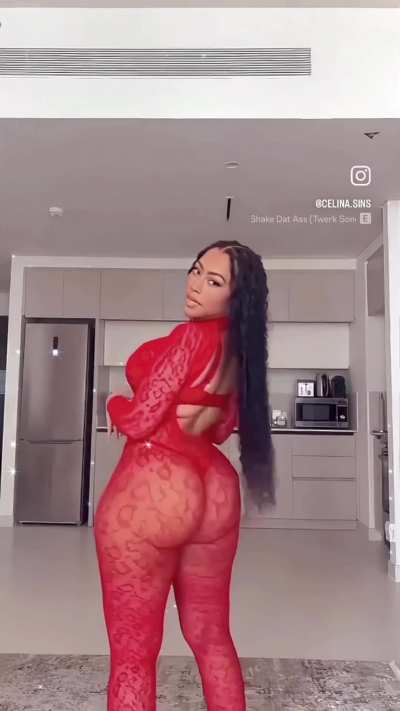 Shake dat Ass Baby 🥰 
