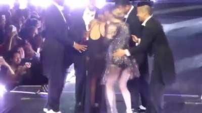 Ari getting bent over 🤤