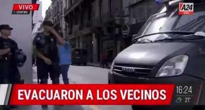 en el mismo lugar donde se hará el piquete. La izquierda siempre fue, es y será violenta y golpista.