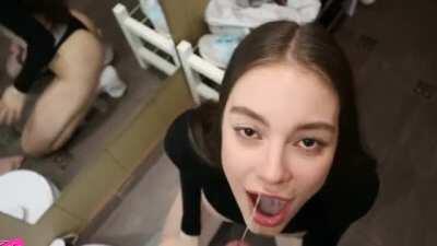 babe sucks cock deliciously