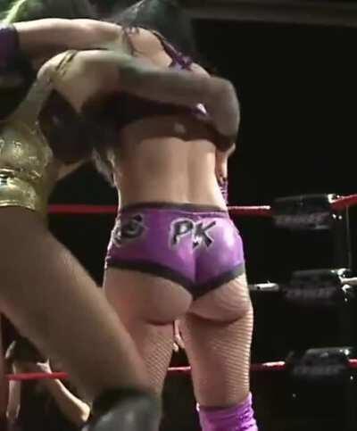 Priscilla Kelly’s ass got dat jiggle