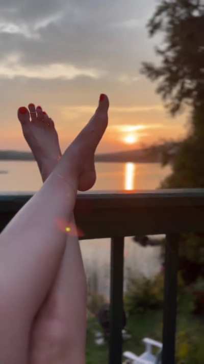 Imagine relaxing and enjoying this view for hours 