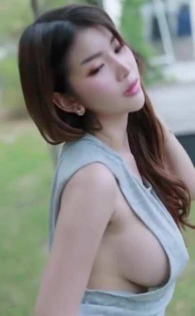 Thai Babe Alisa Rattanachawangkul