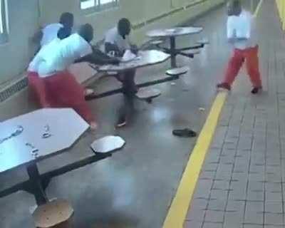 Skinhead finds a golden opportunity