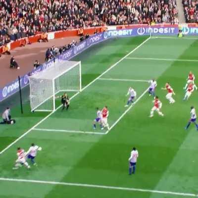 As it is the boss's birthday, here are all the goals he scored for us