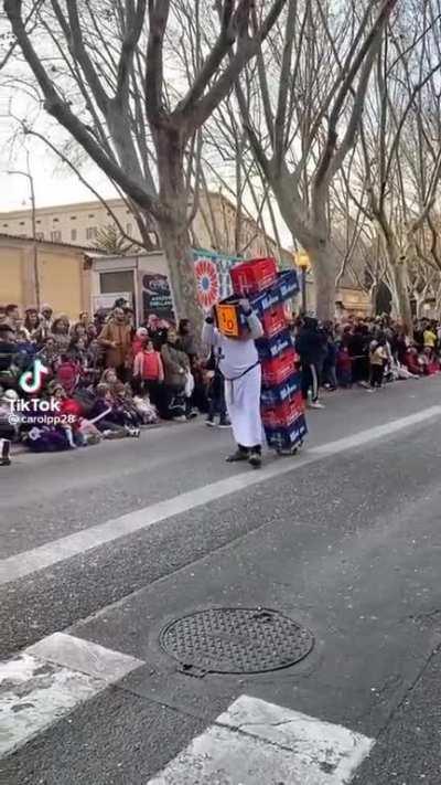 Silencio. Empieza mi semana santa.
