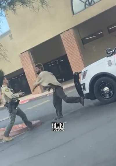 Man tries to fight a Sheriff in Tucson, Arizona… things do not go as planned!