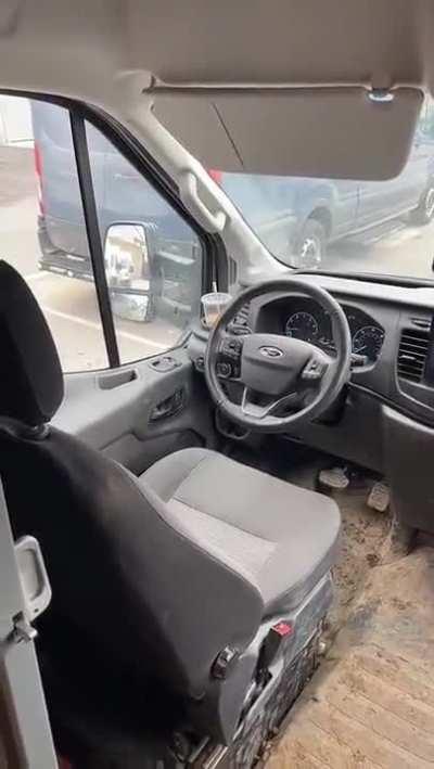 Amazon driver explains the tracking system in each van