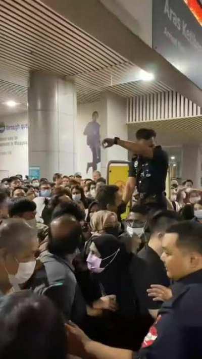 Customs nightmare for Deepavali long weekend