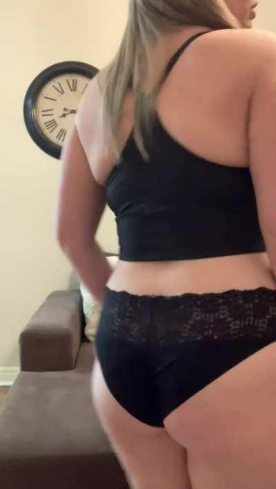 Stop watching tv and play with me instead…