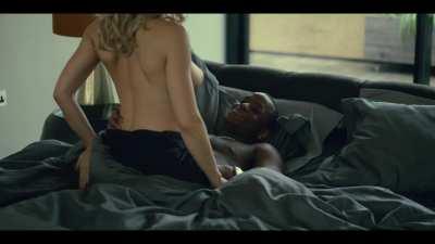 Lisa Dwan (44), in Top Boy (2021)