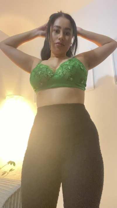 18[F4M] 1 Up:vo:te = 4nudes and 2 video in the dm instantly! Comment DONE for AUTO send [Snapchat]miastak