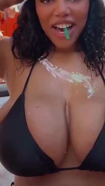 I'll give her a hand