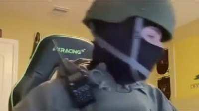 This man looked at r/furryhub out of curiosity