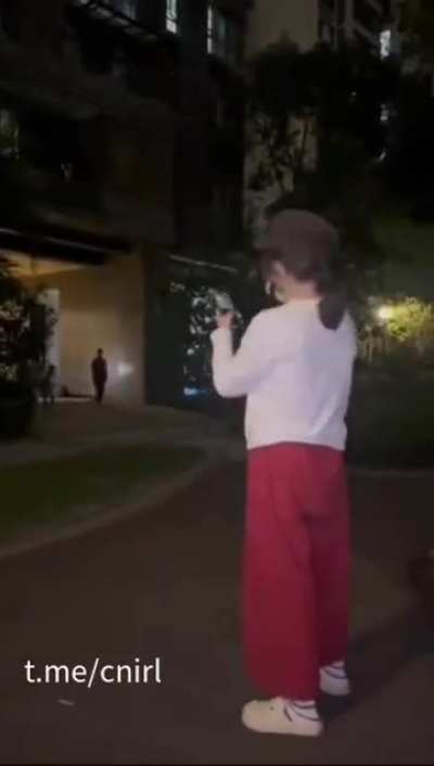 网友发布：抵制白嫖博主。不知道这样子喊会不会给自己带来麻烦