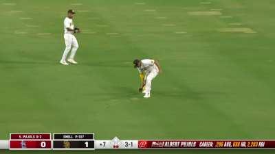 [Highlight] Albert Pujols breaks Snell's no-no bid with a base hit in the 7th!