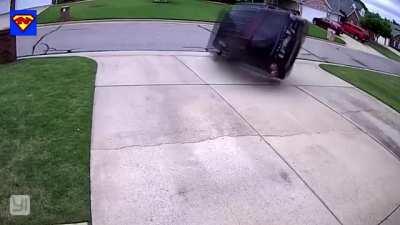 To back onto the driveway.