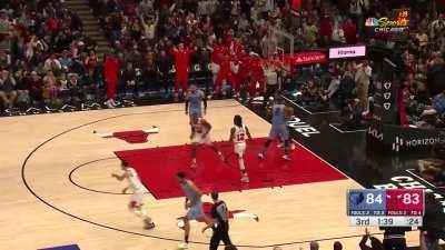 [Highlight] Patrick Williams gives the Bulls their first lead of the game. Bulls outscore Grizzlies 40-16 in the 3rd Q