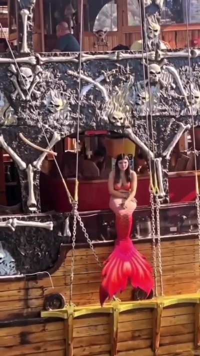 redscarepod - Video #0490