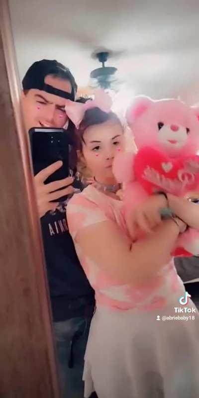 Im not sure how to actually Twerk.. but i tried .. 18yo OC