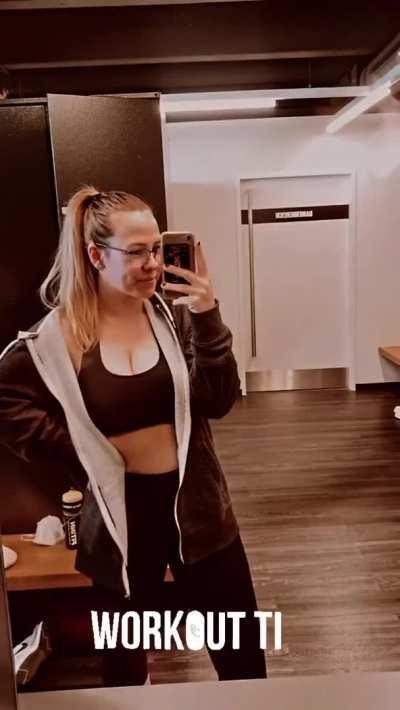 Do you still wanna fuck me?🤤 [F]