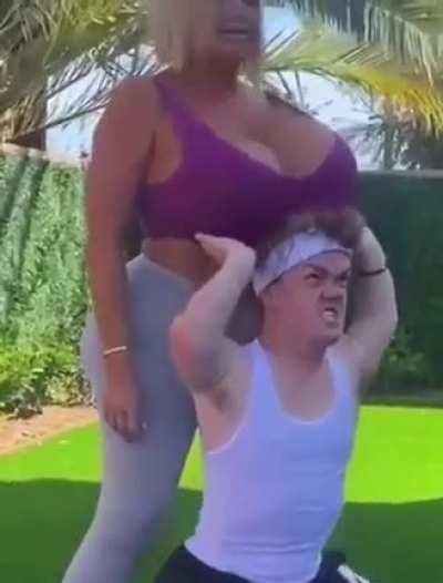 Как дела вв качалке, пацаны?