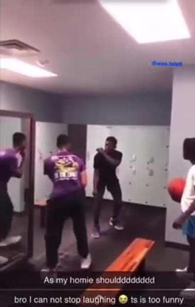 Fight at my local gym a few years ago, nigga got slammed thru a mirror